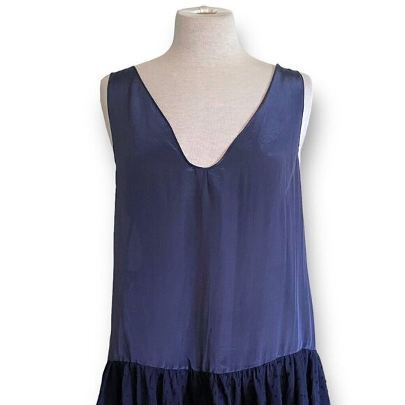 Elizabeth and James Womens Slip Dress Sz Medium Navy Blue Silk Swiss Dot V-neck - Picture 2 of 6